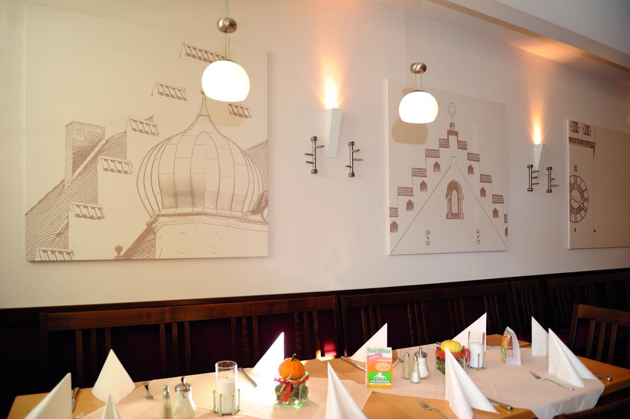 Hotel & Gasthaus Das Roehrl Straubing Extérieur photo
